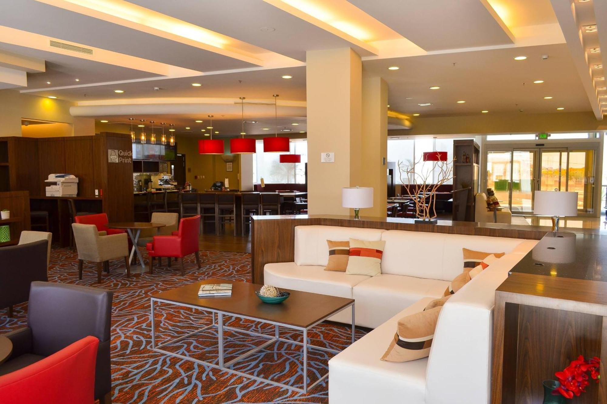 Courtyard By Marriott Χερμοσίγιο Εξωτερικό φωτογραφία