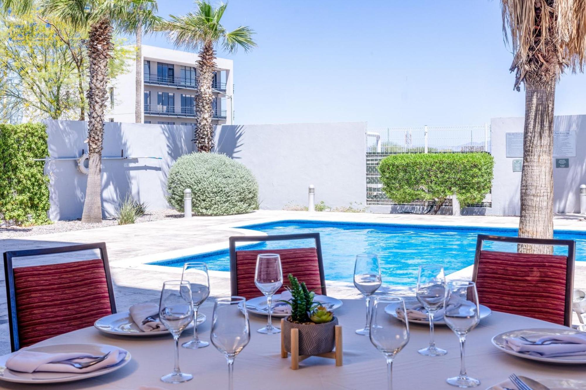 Courtyard By Marriott Χερμοσίγιο Εξωτερικό φωτογραφία
