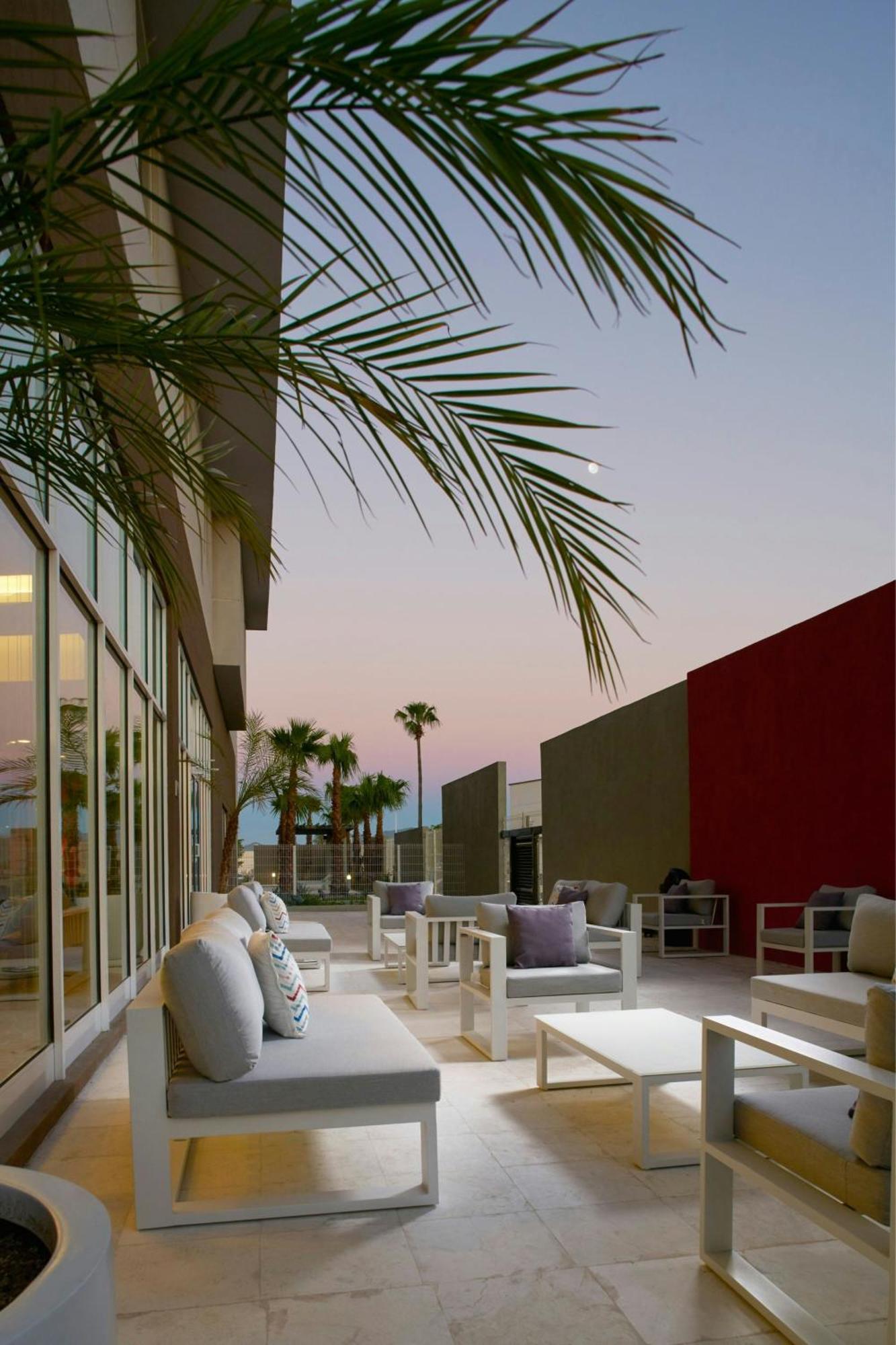 Courtyard By Marriott Χερμοσίγιο Εξωτερικό φωτογραφία