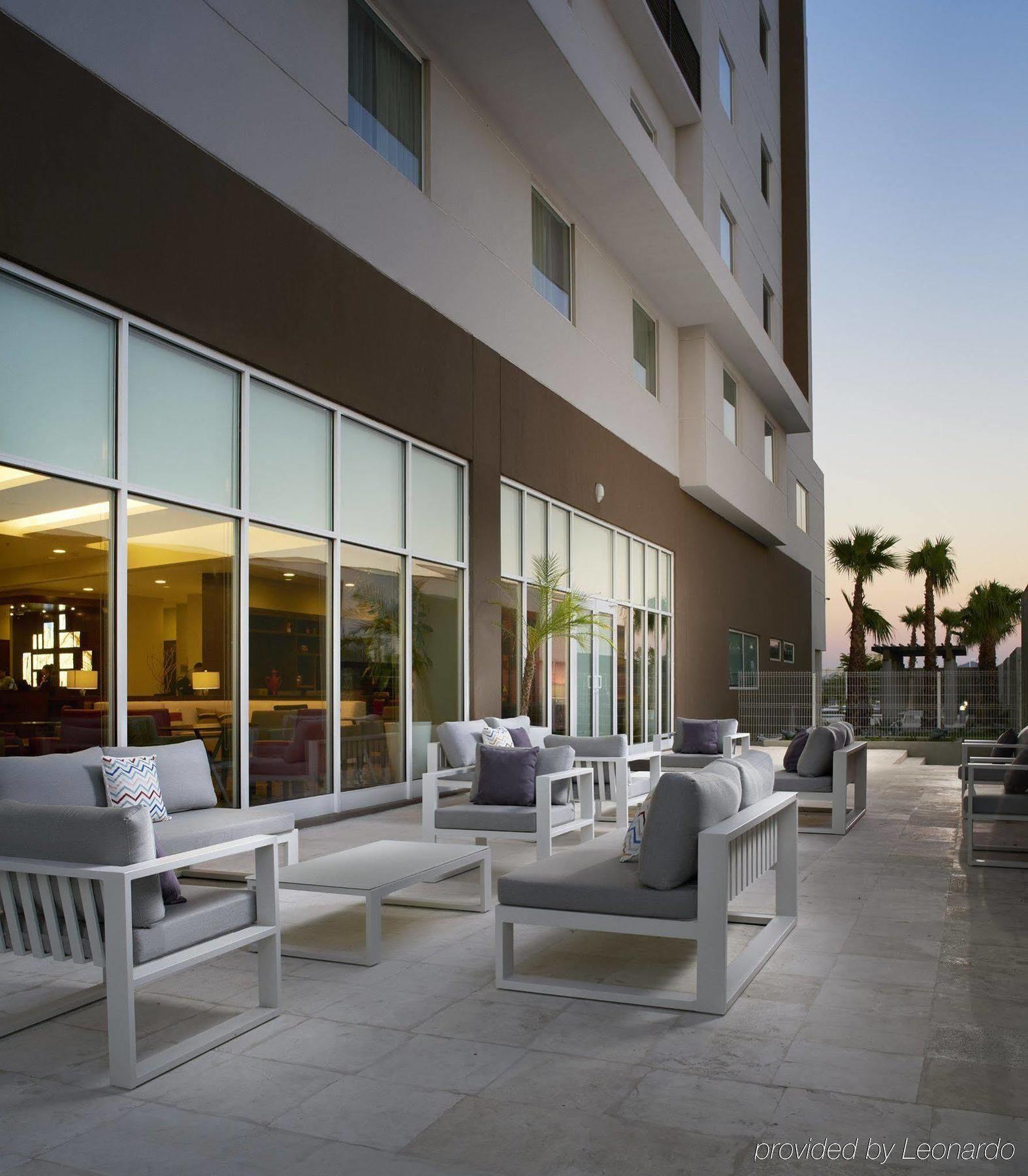 Courtyard By Marriott Χερμοσίγιο Εξωτερικό φωτογραφία